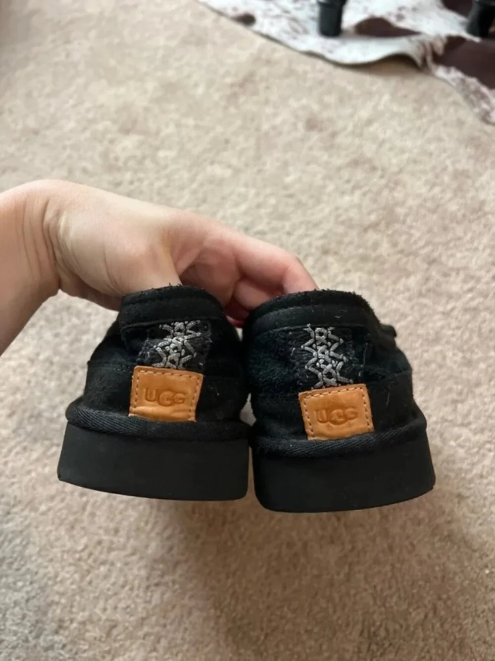 UGG men’s size